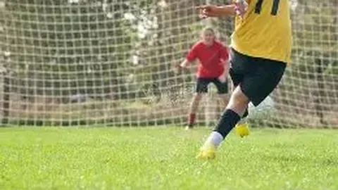 苏翊鸣勇夺单板滑雪世界杯冠军：详览其个人事迹与辉煌战绩